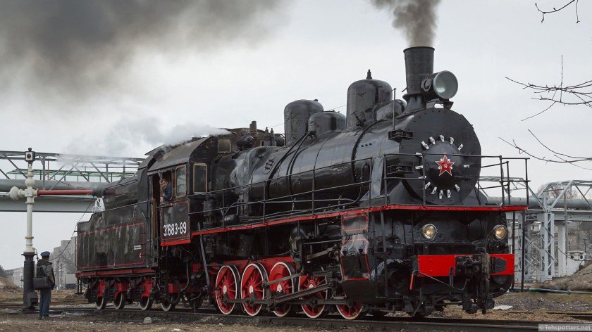 Паровоз ЭУ 683-89