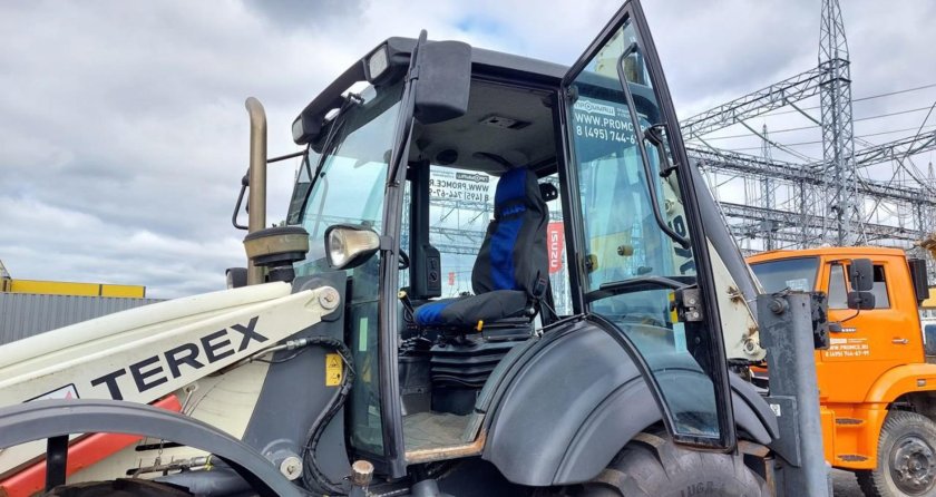 Экскаватор-погрузчик Terex 970