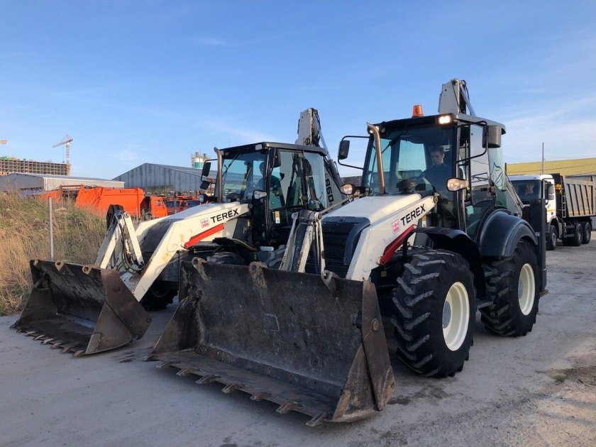 Экскаватор-погрузчик Terex 970