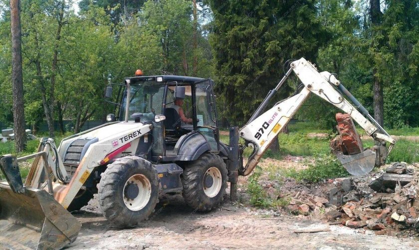 Экскаватор-погрузчик Terex 970