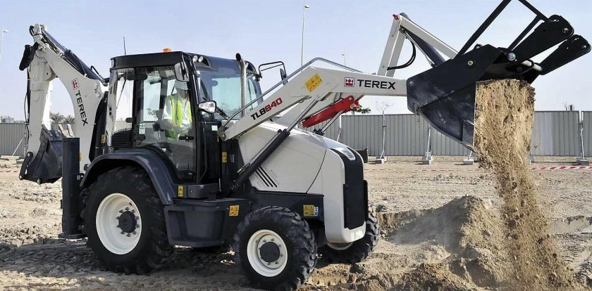 Экскаватор-погрузчик Terex TLB 825-RM