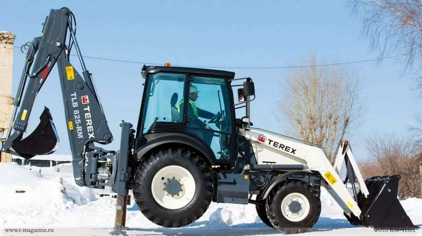 TLB 825-RM экскаватор-погрузчик