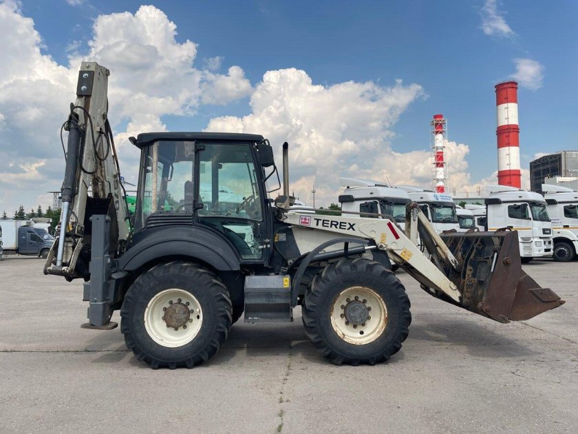 Трактор погрузчик Терекс