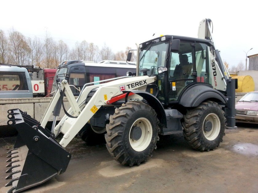 Экскаватор-погрузчик Terex 970