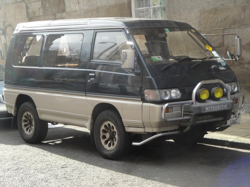 Mitsubishi Delica 4wd