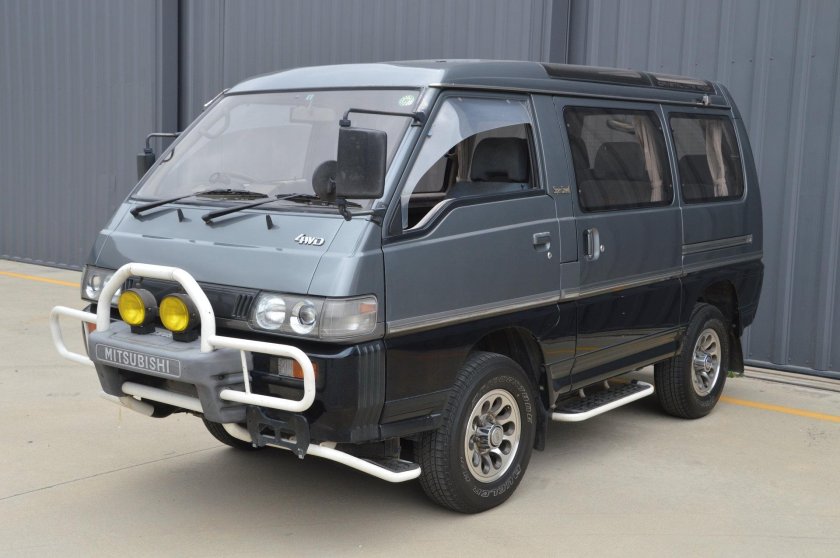 Mitsubishi Delica 1991