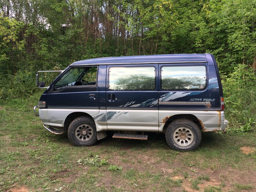 Мицубиси Делика 2