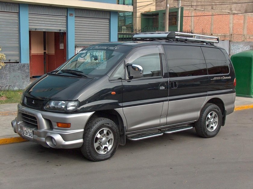 Мицубиси Делика