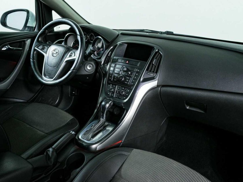 Opel astra j рестайлинг
