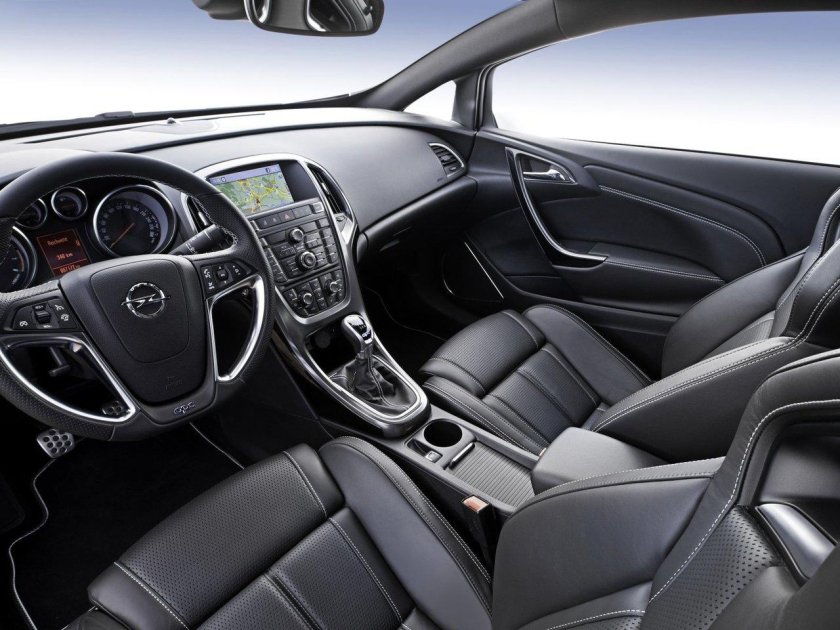 Opel Insignia OPC 2021