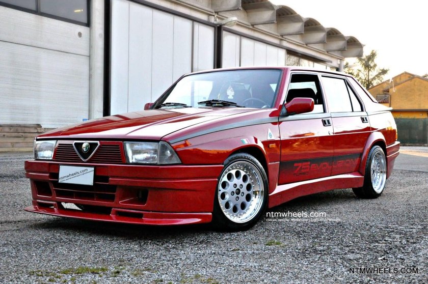 Alfa romeo 75 3.0 v6