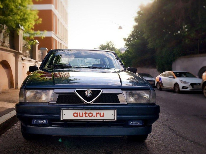 Alfa Romeo 75