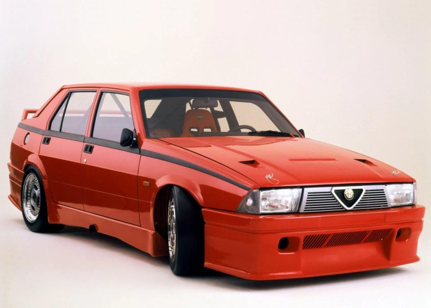 Alfa Romeo 75