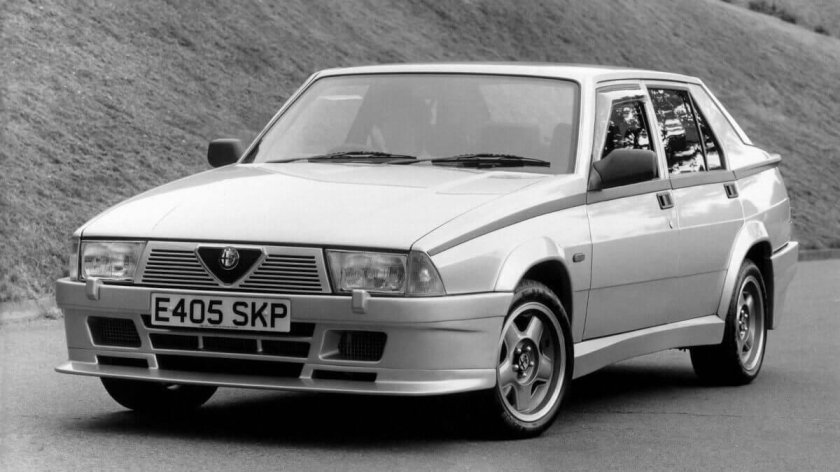Alfa Romeo 75