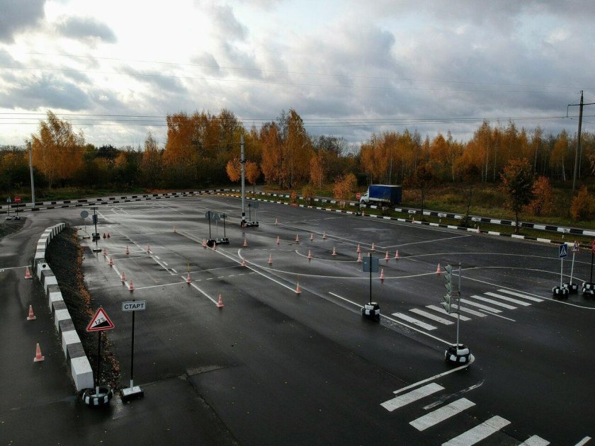 Учебная площадка для вождения на шоссе революции 112