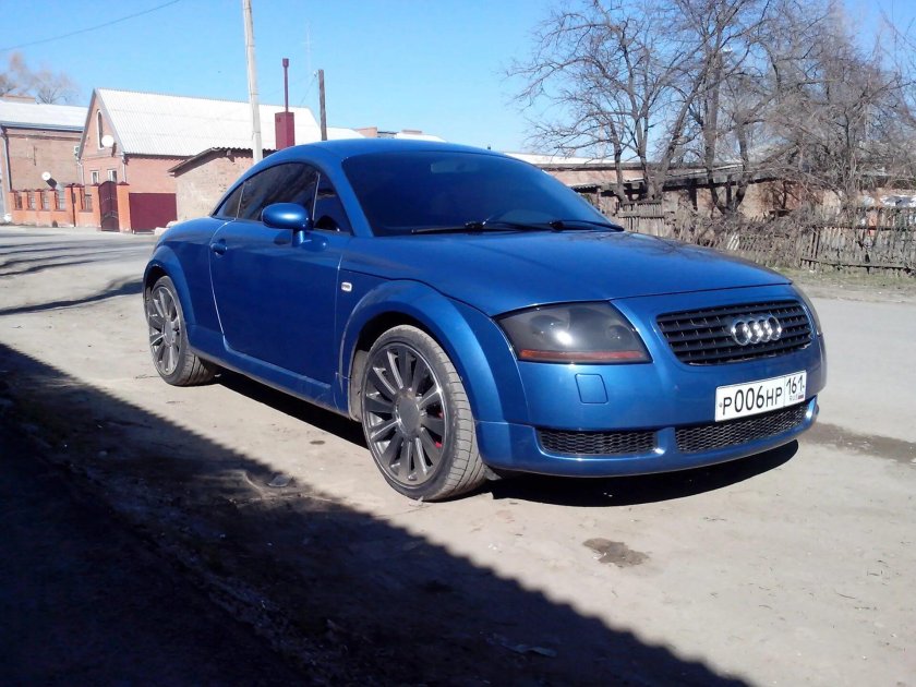 Audi TT 1