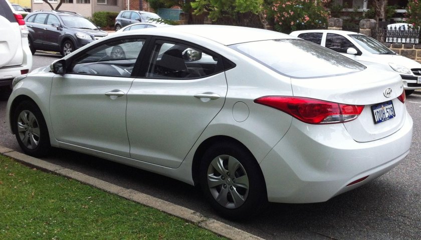 Hyundai Elantra 2012