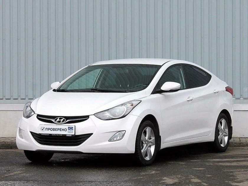 Хендай Элантра белая