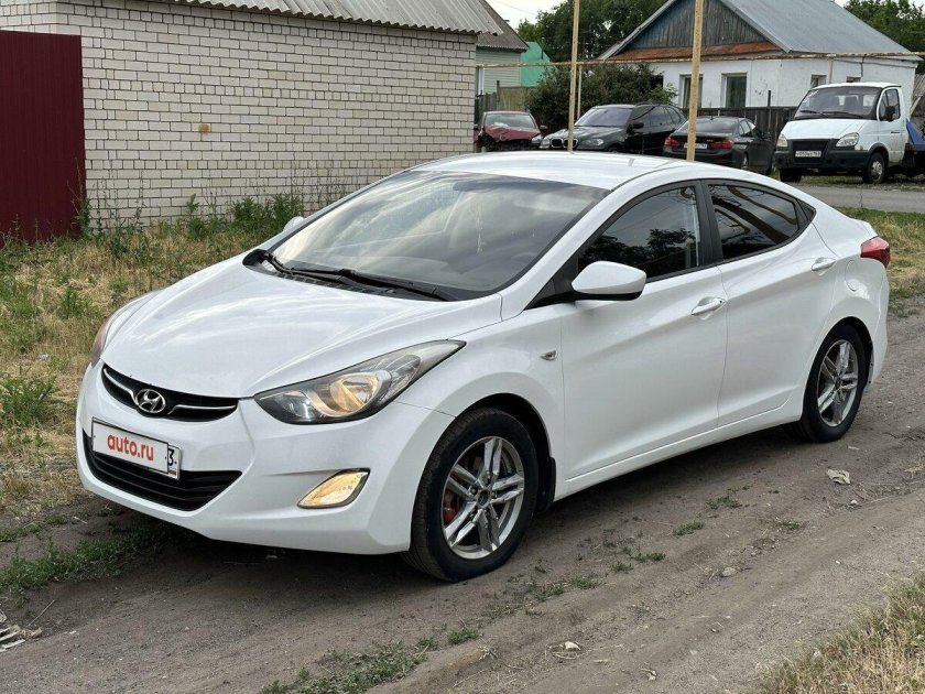 Hyundai elantra v md