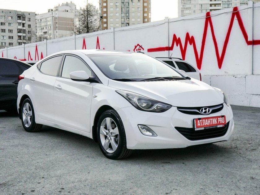 Hyundai avante 2013