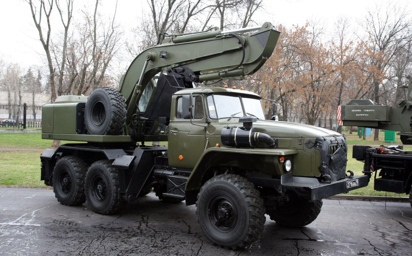 Урал ЭОВ 3521