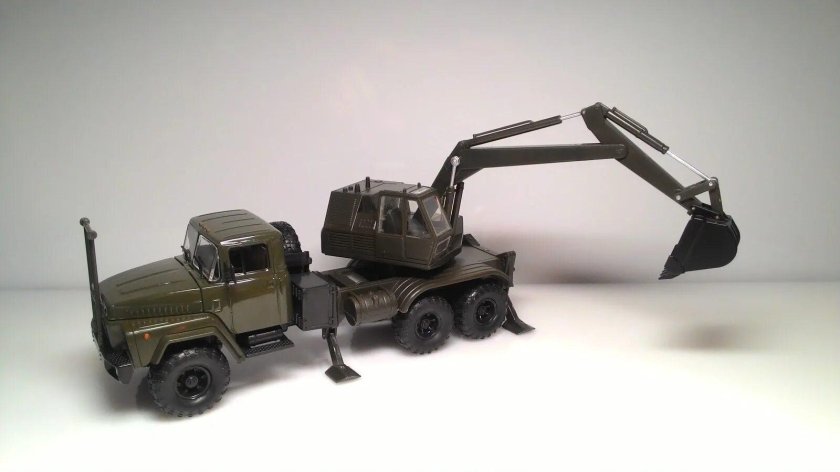 КРАЗ 260 ЭОВ-4422