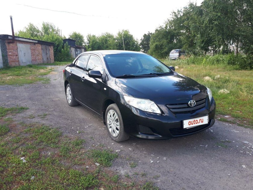 Тойота Королла 2009 года