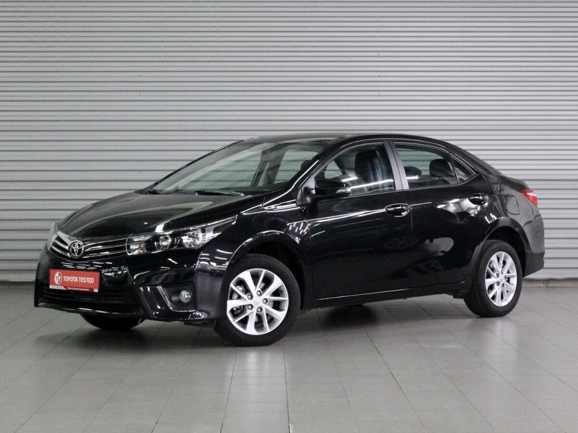 Toyota Corolla 2016 черная