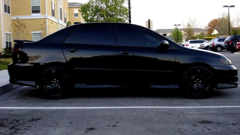 Тойота Королла 120 черная