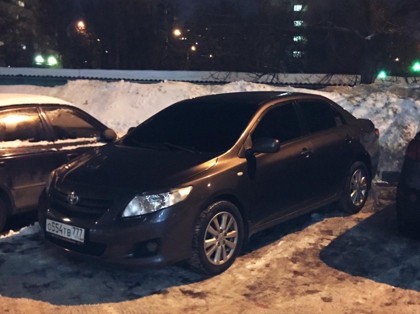 Тойота Королла 150 черная