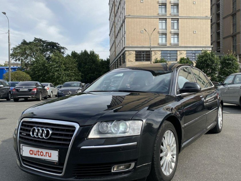 Ауди а 8 2008