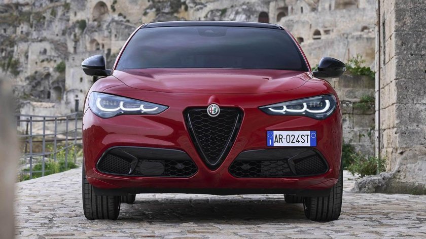 Alfa romeo stelvio 2019