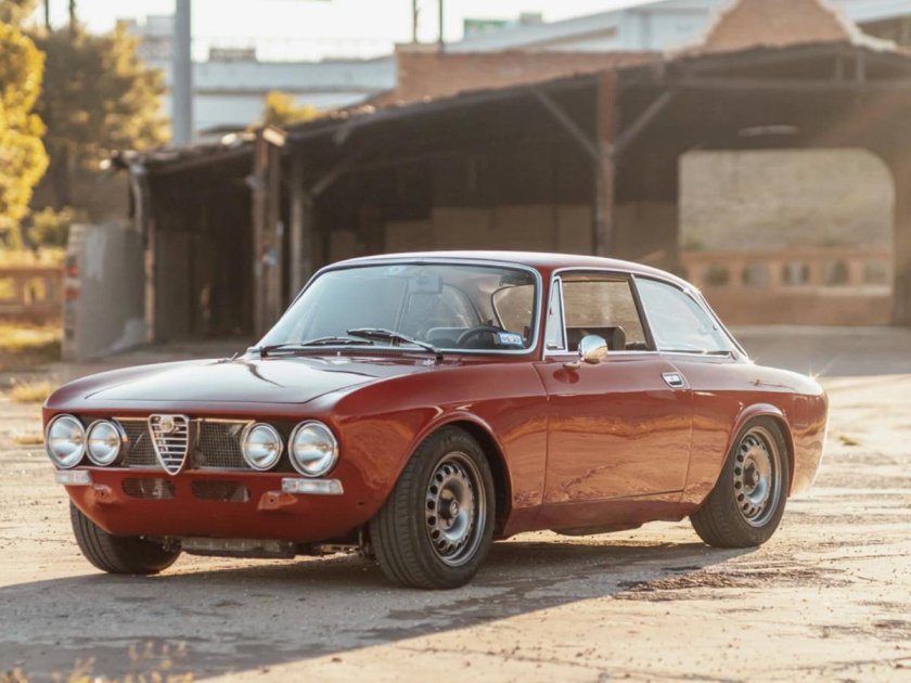 Alfa Romeo GTV 3.0