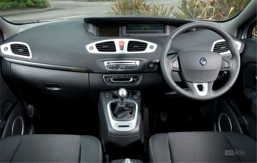 Рено Сценик 3 салон