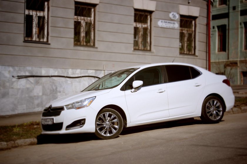 Ситроен с4 седан на r17