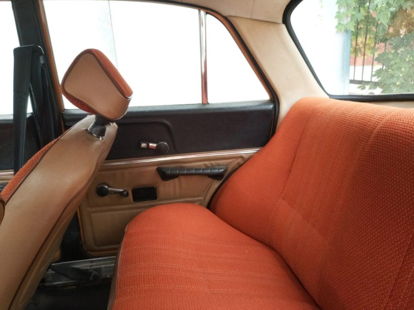 Москвич 2140 салон