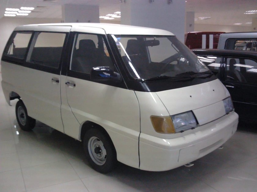 ИЖ-042 минивэн