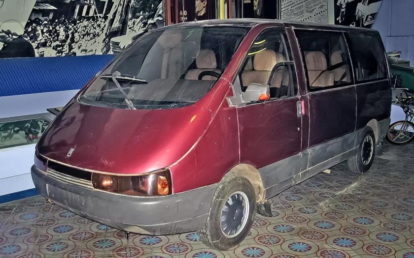 АЗЛК минивэн 3733