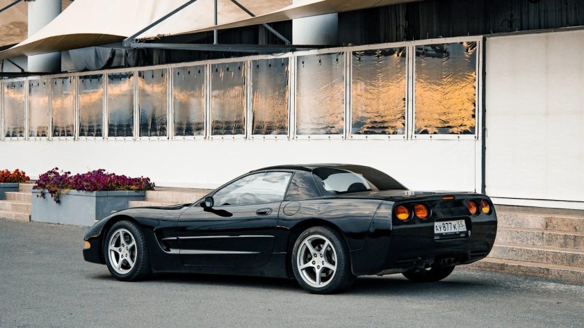 Chevrolet Corvette 2000