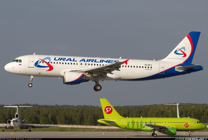 Аэробус а320 214 Уральские авиалинии