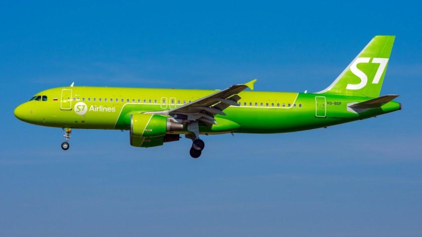 Самолёт Airbus a320