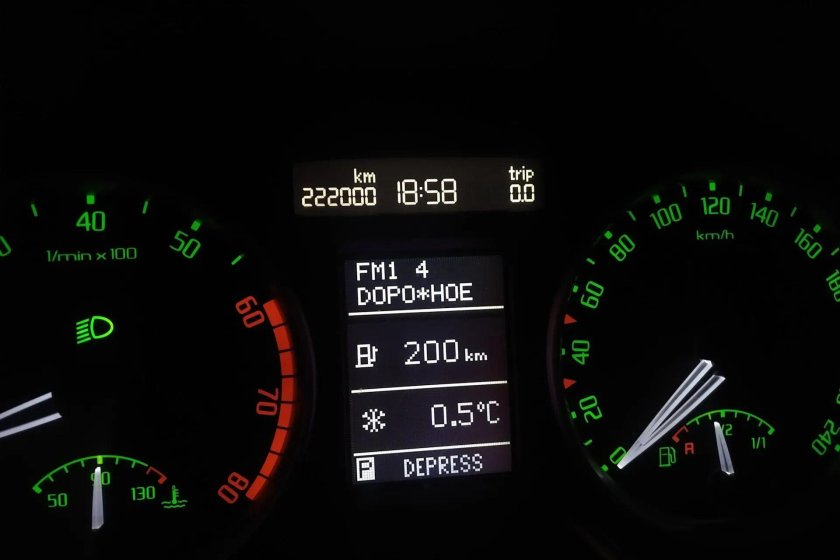 Индикаторы приборной панели Шкода Фабия 2