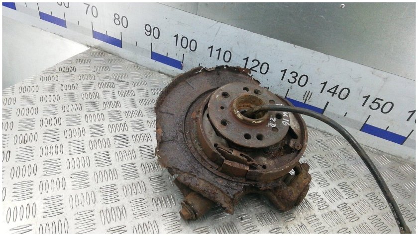 Задняя ступица