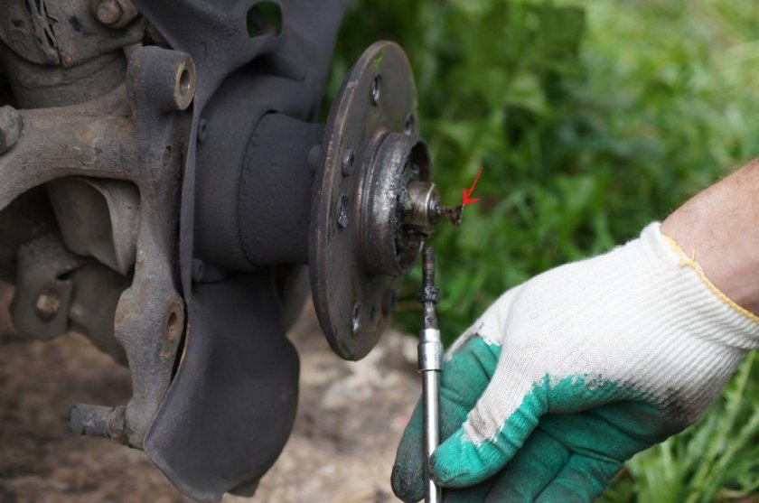 Мерседес 124 передняя ступица