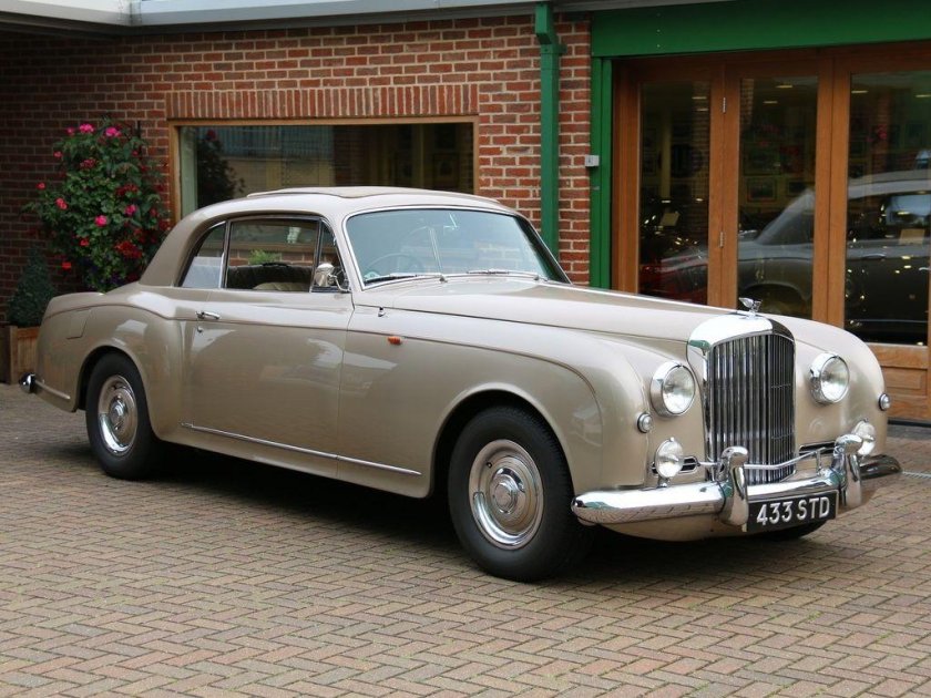 Bentley s1 Continental 1956