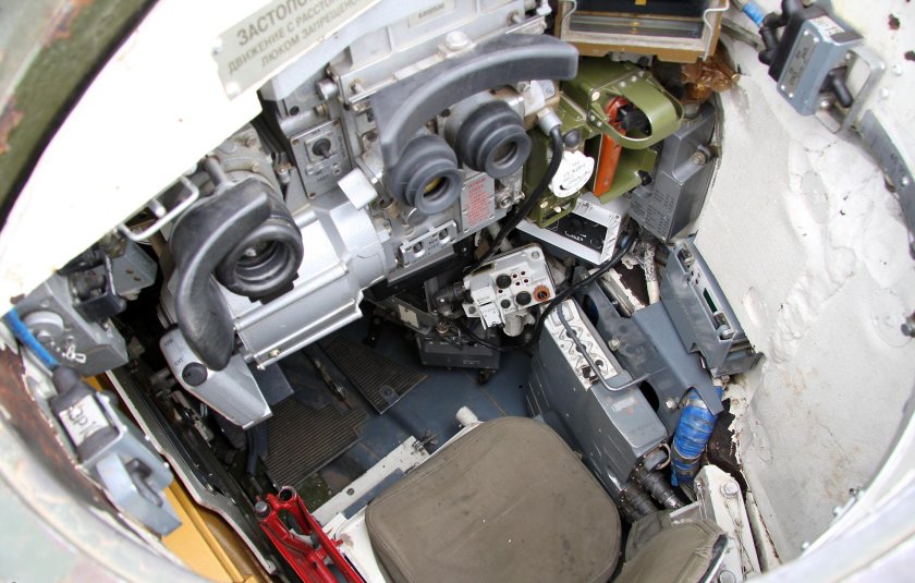 Внутри танка т-90