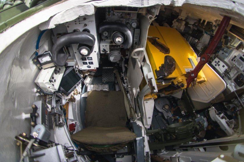 Внутри танка т 72