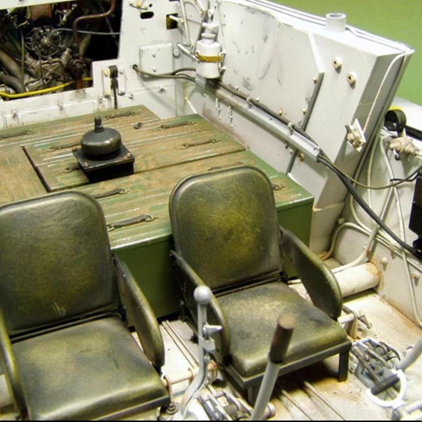 Салон танка т 34 85