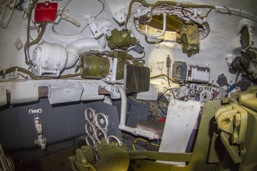 Т 62 место механика водителя