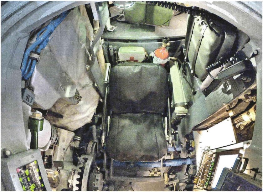 Т-90м внутри танка